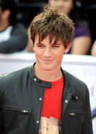 Matt Lanter : matt-lanter-1323549755.jpg