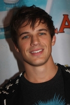 Matt Lanter : matt-lanter-1323551141.jpg