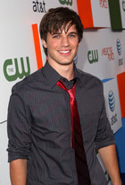 Matt Lanter : matt-lanter-1343300251.jpg