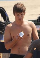 Matt Lanter : matt-lanter-1365382054.jpg