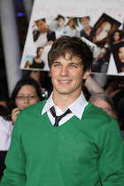 Matt Lanter : matt-lanter-1435019185.jpg