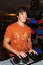 Matt Lanter : matt_lanter_1256496271.jpg