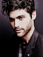 Matthew Daddario : matthew-daddario-1454971218.jpg