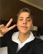 Matthew Espinosa : matthew-espinosa-1490001842.jpg