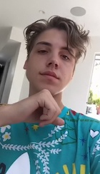 Matthew Espinosa : matthew-espinosa-1492048081.jpg