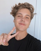 Matthew Espinosa : matthew-espinosa-1657432621.jpg