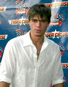 Matthew Lawrence : TI4U_u1155226306.jpg