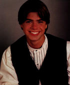 Matthew Lawrence : mlawr010.jpg
