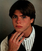 Matthew Lawrence : mlawr011.jpg