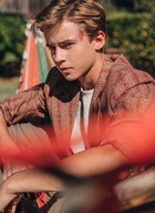 Max Jenkins : max-jenkins-1743433843.jpg