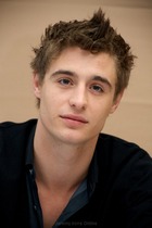 Max Irons : maxirons_1304963968.jpg