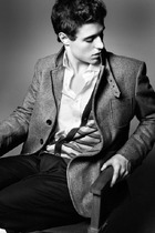 Max Irons : maxirons_1304964090.jpg