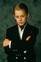 Macaulay Culkin : macaulay-culkin-1313975286.jpg