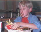 Macaulay Culkin : macaulay-culkin-1314396711.jpg