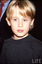 Macaulay Culkin : macaulay-culkin-1316145717.jpg