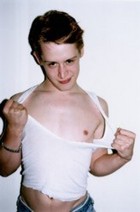 Macaulay Culkin : mccauly_culkin_1266263717.jpg