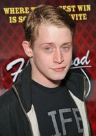 Macaulay Culkin : mccauly_culkin_1270929085.jpg