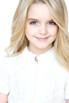 Mckenna Grace : mckenna-grace-1418413180.jpg