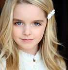 Mckenna Grace : mckenna-grace-1418413189.jpg