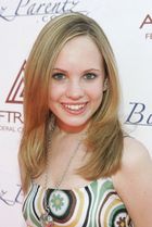 Meaghan Martin : meaghan_jette_martin_1214242386.jpg