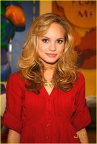 Meaghan Martin : meaghan_jette_martin_1276481657.jpg