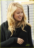 Megan Park : megan-park-1317670278.jpg