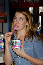 Melissa Joan Hart : melissajoanhart_1290966891.jpg