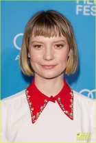 Mia Wasikowska : mia-wasikowska-1370543526.jpg