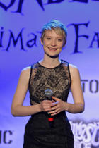 Mia Wasikowska : miawasikowska_1293910999.jpg