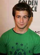 Michael Angarano : TI4U_u1143350479.jpg