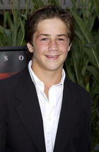 Michael Angarano : be38f3cc4e.jpg