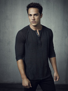 Michael Trevino : michael-trevino-1406306959.jpg