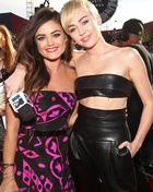 Miley Cyrus : TI4U1409012560.jpg