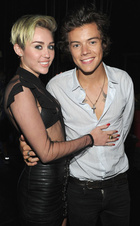 Miley Cyrus : TI4U1429286310.jpg