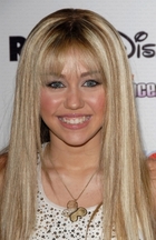 Miley Cyrus : TI4U_u1160630882.jpg