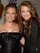 Miley Cyrus : TI4U_u1191088043.jpg