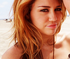Miley Cyrus : miley-cyrus-1316796371.jpg