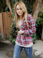 Miley Cyrus : miley-cyrus-1328204746.jpg