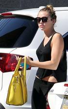 Miley Cyrus : miley-cyrus-1330193875.jpg