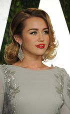 Miley Cyrus : miley-cyrus-1330626271.jpg