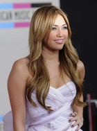 Miley Cyrus : miley-cyrus-1335500431.jpg