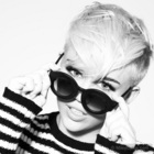 Miley Cyrus : miley-cyrus-1347031590.jpg