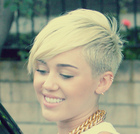 Miley Cyrus : miley-cyrus-1347601734.jpg
