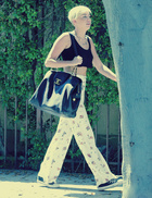 Miley Cyrus : miley-cyrus-1347720404.jpg