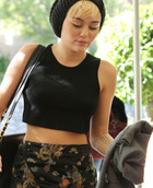 Miley Cyrus : miley-cyrus-1354815896.jpg