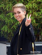 Miley Cyrus : miley-cyrus-1374264085.jpg