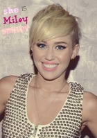 Miley Cyrus : miley-cyrus-1374264097.jpg