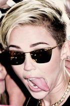 Miley Cyrus : miley-cyrus-1374434146.jpg