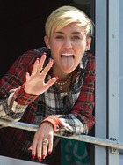 Miley Cyrus : miley-cyrus-1374518796.jpg