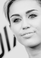Miley Cyrus : miley-cyrus-1376154982.jpg